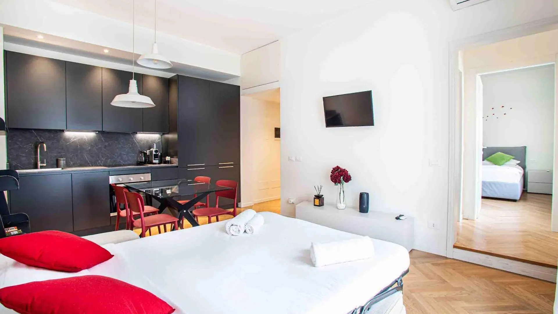 Cute And Central Duomo Apartment - Red Μιλάνο