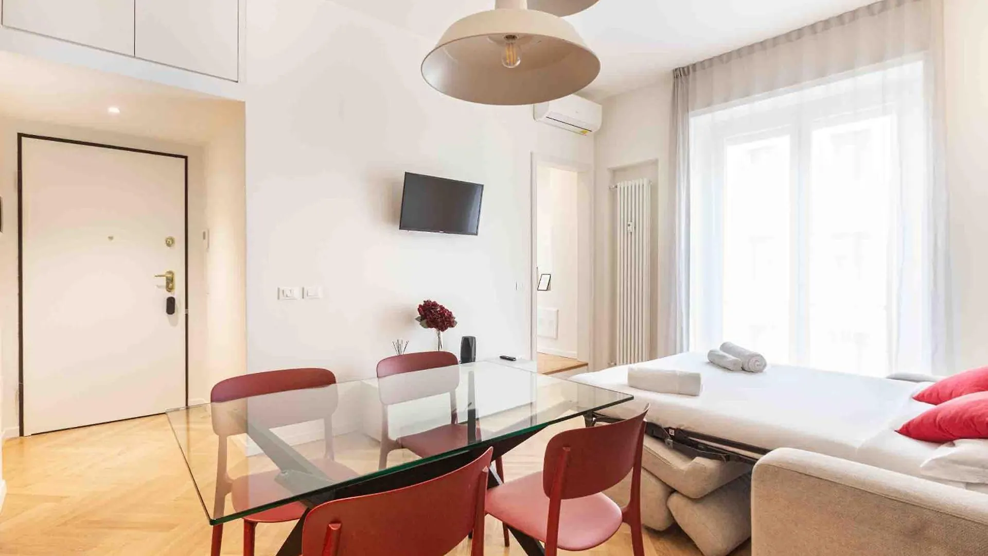 Cute And Central Duomo Apartment - Red Μιλάνο