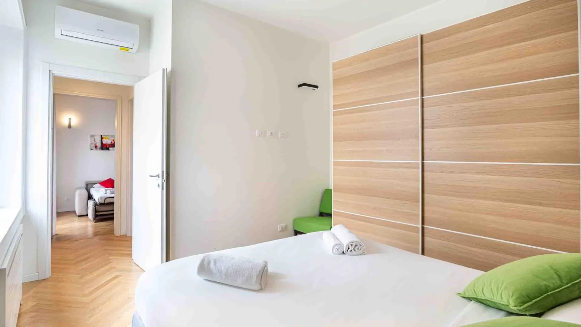 Cute And Central Duomo Apartment - Red Milan 0*,  Italy